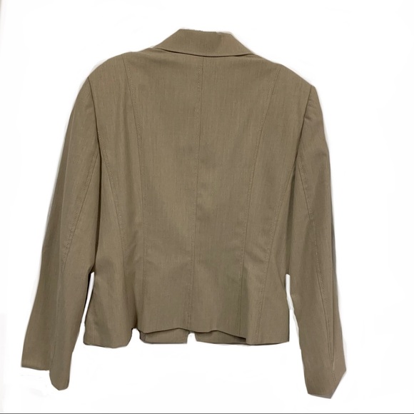 Power Skirt Suit Tahari Designer Neutral Size 12/14 - Picture 2 of 14